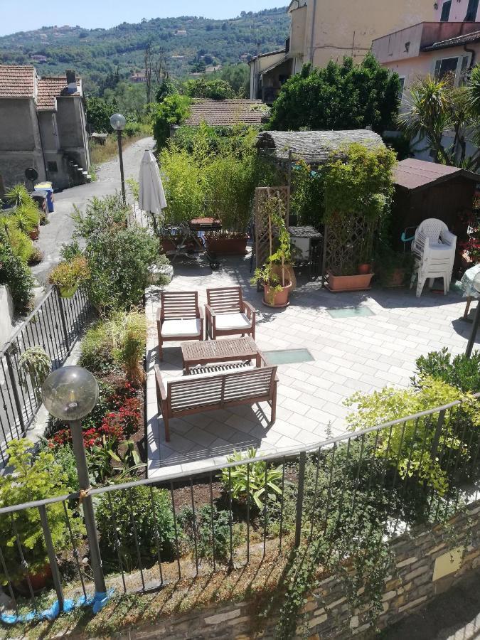 Monolocale Con Giardino E Parcheggio Privato Citra Zero Zero Ottanta Trentuno Lt 0281 Apartamento Imperia Exterior foto